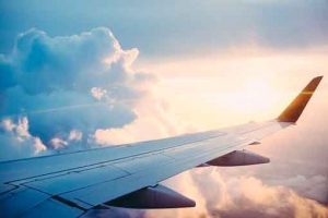 Viajar a Ibiza ¿Avión o barco?