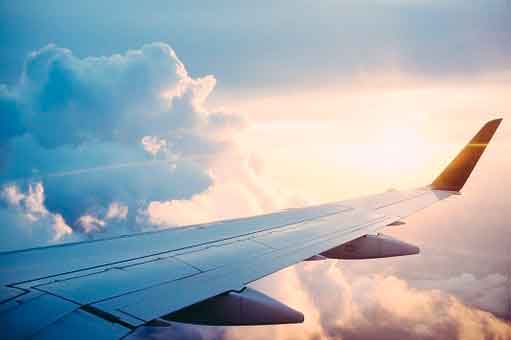 Viajar a Ibiza ¿Avión o barco?